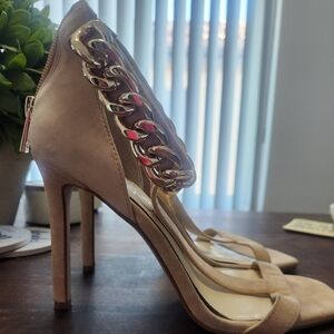 6.5 Jessica Simpson heels